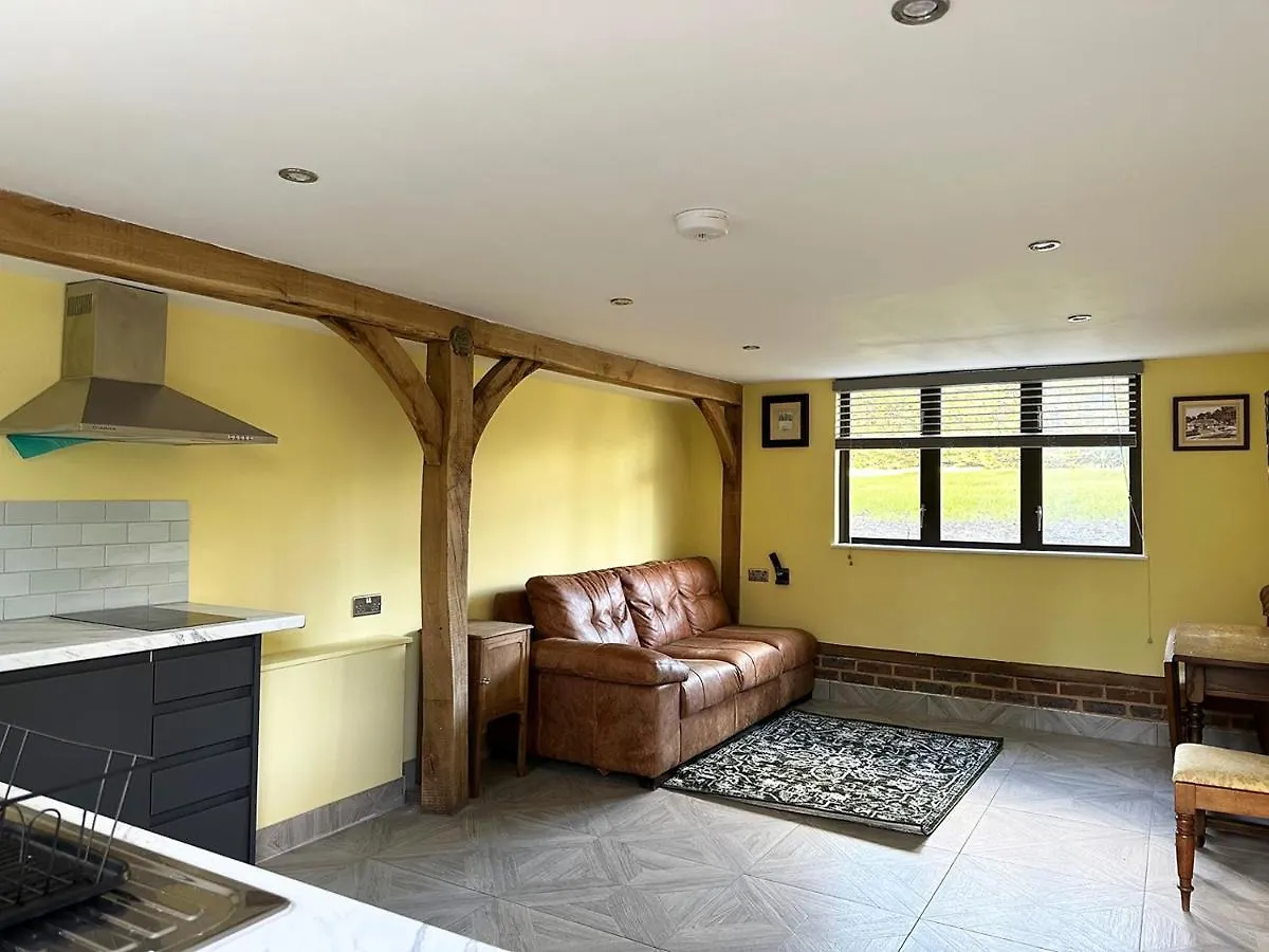 Forest Apartment Gated Parking On 2 Acres Garden Chislehurst